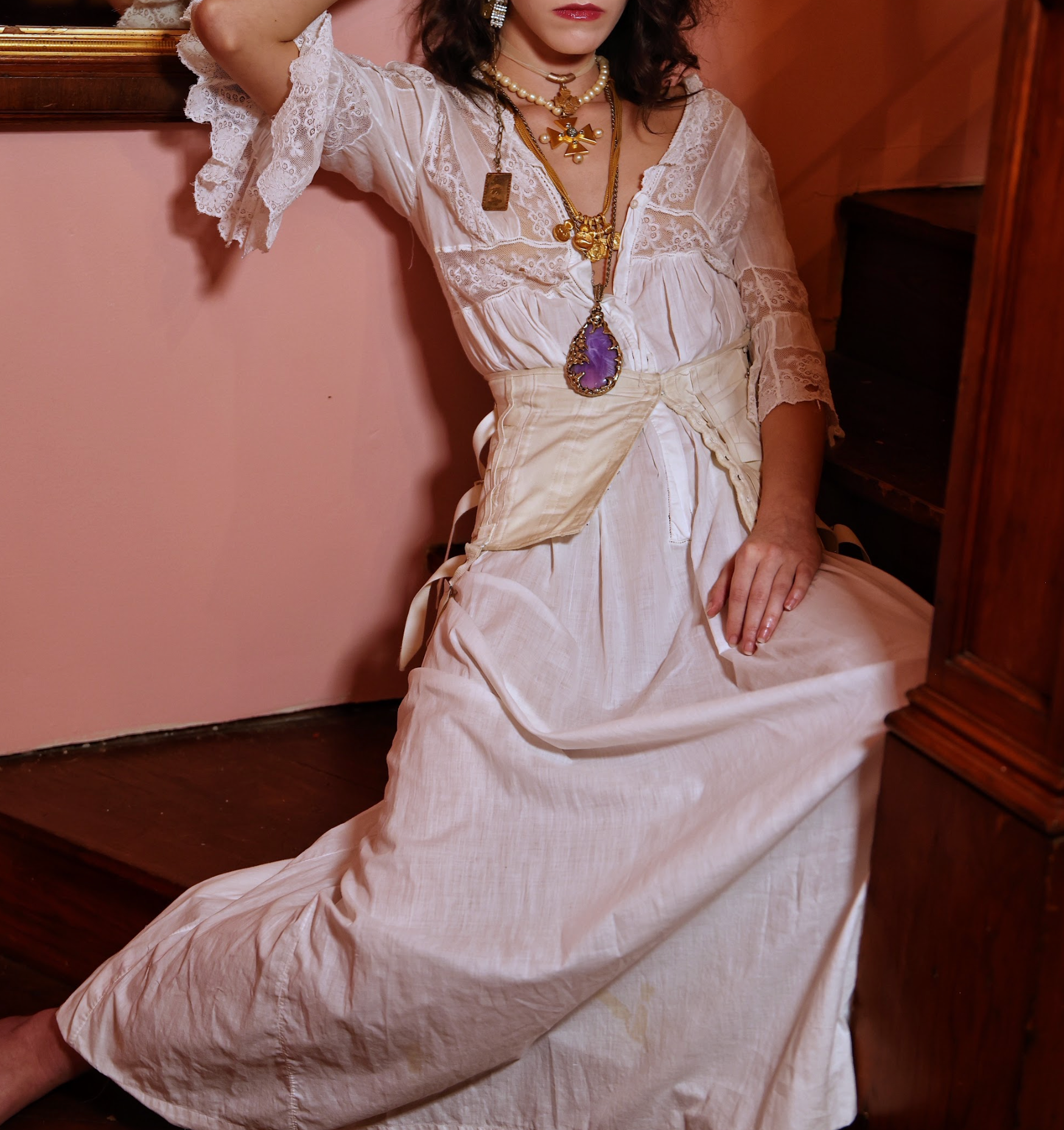 Edwardian White Size M
