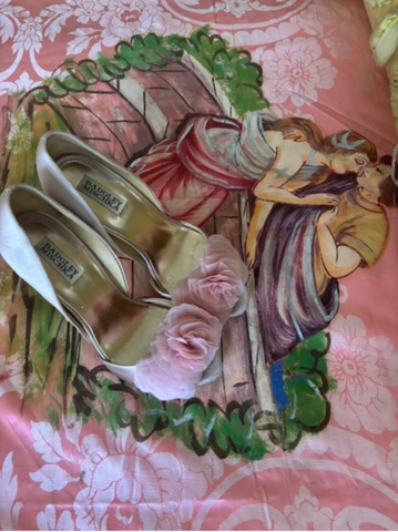 Badgley Mischka Pink Satin Size 9 Roses on my Feet