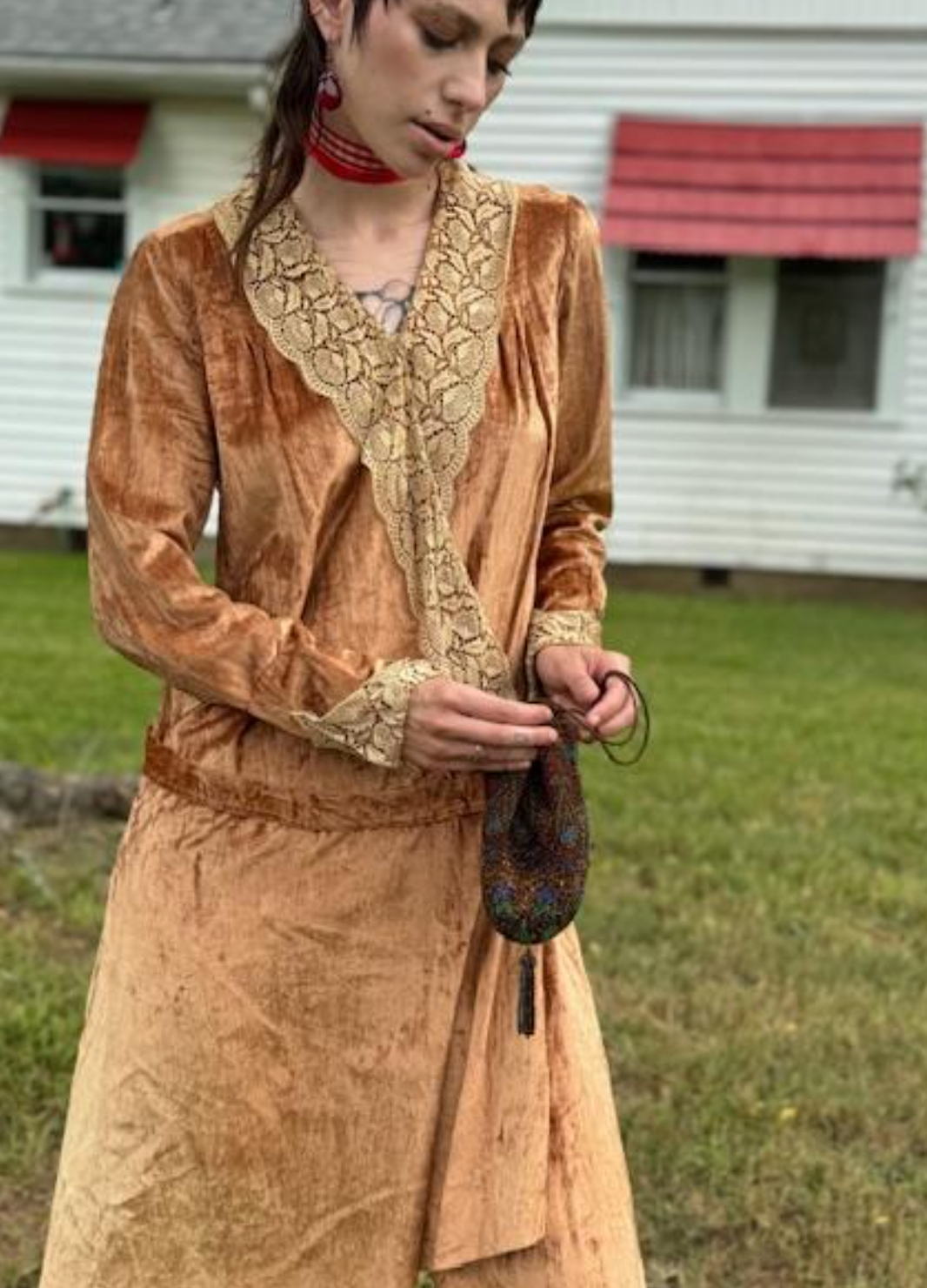 Authentic 1920s Dollcore Baby Jane Crushed Velvet Dress Very Nice Style! Antique lace