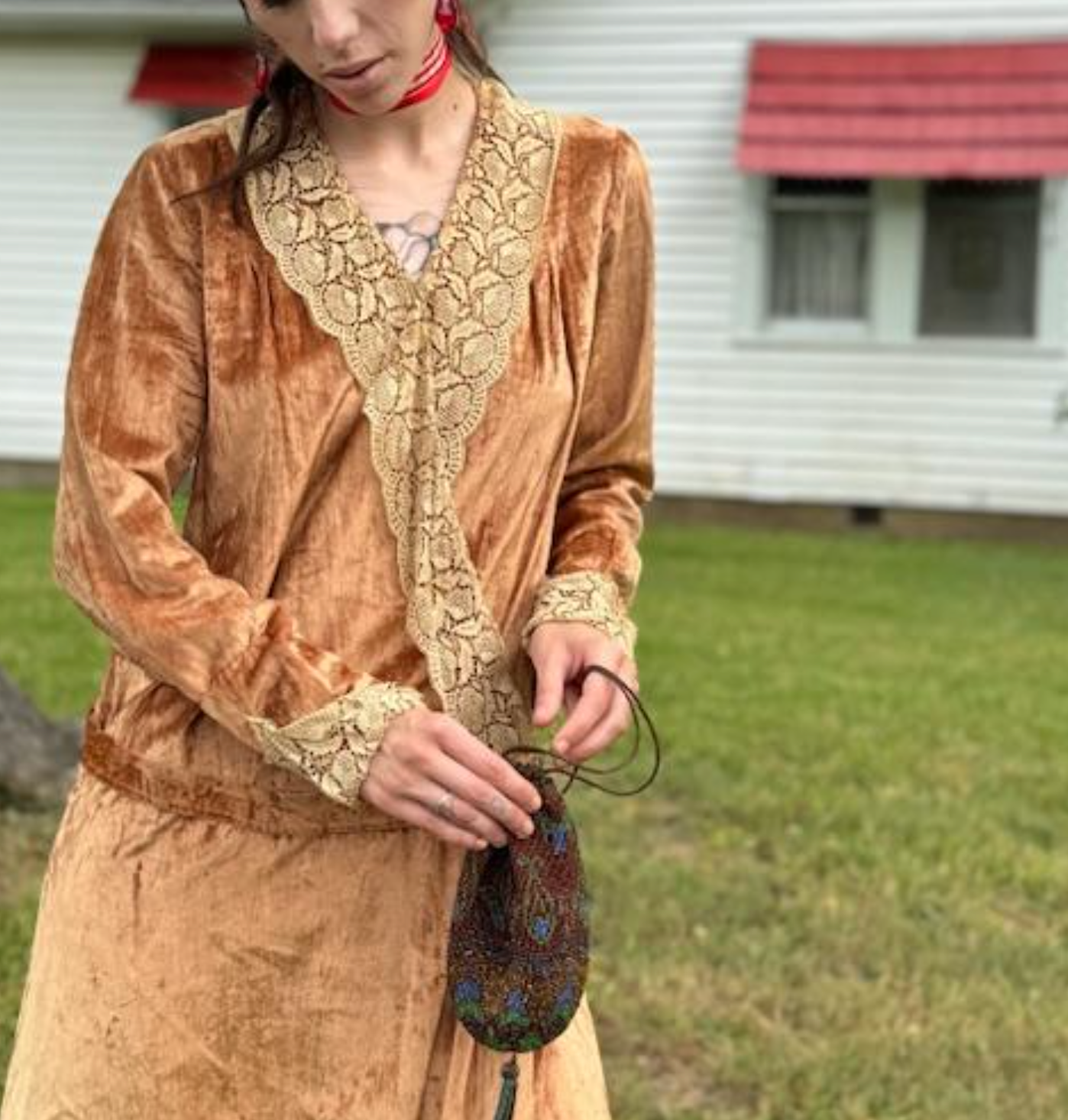 Authentic 1920s Dollcore Baby Jane Crushed Velvet Dress Very Nice Style! Antique lace