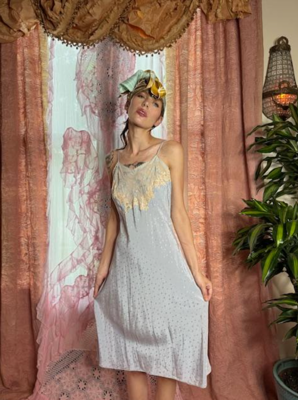 SOLD BLUE BELL 40's Nightgown
