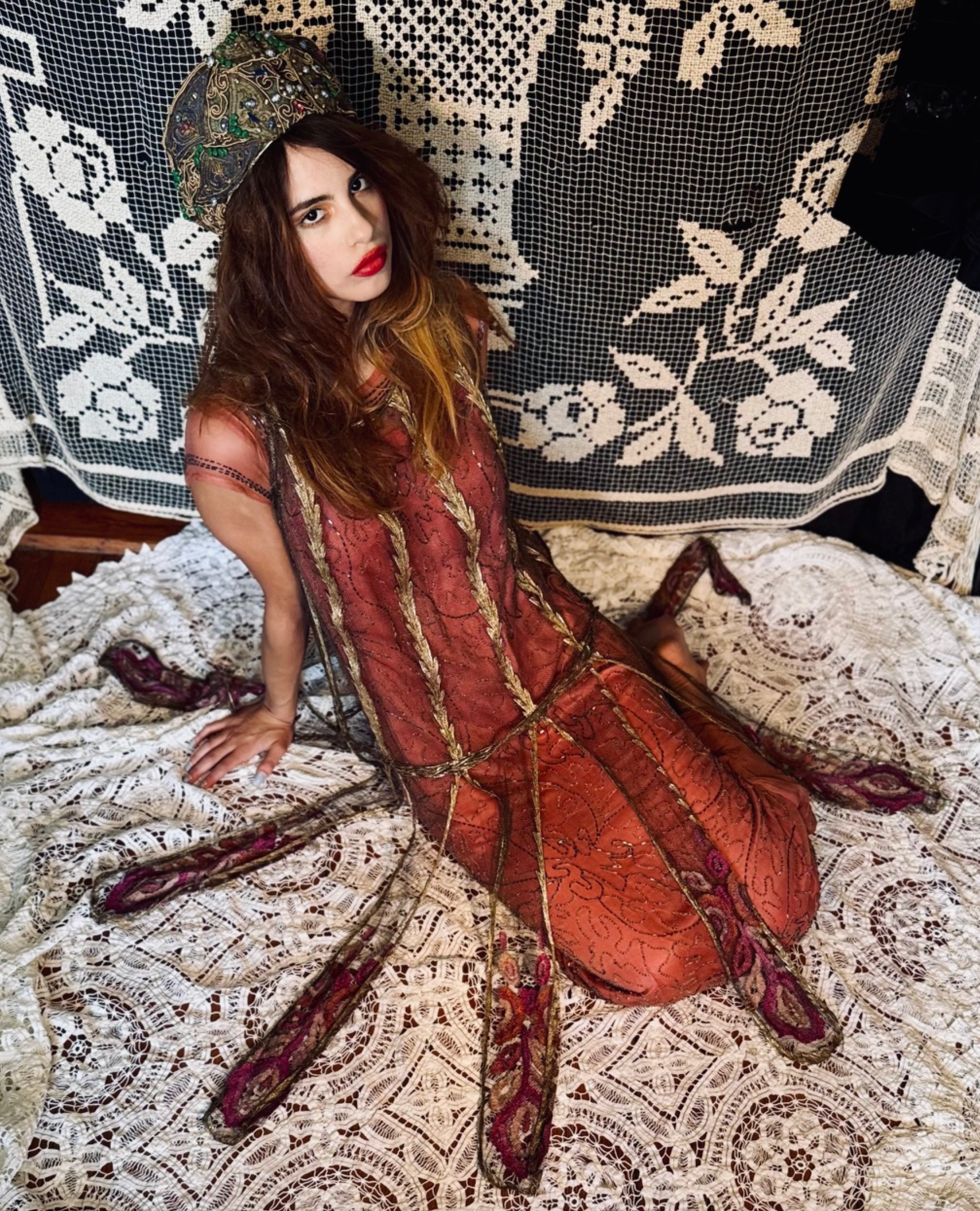 1920's Rare Gatsby Metallic Gold Lace Tunic with Embroidered Flowers and Petal like Bottom