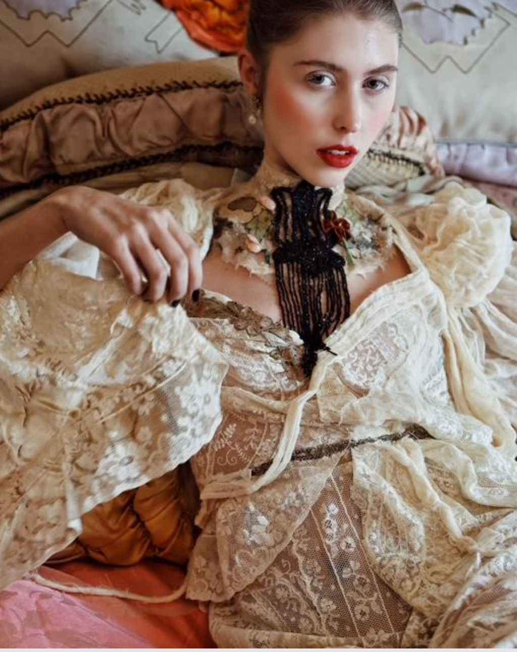 Large Boudoir Queen Couture Neckpiece Extraordinary Large Jet Tulip Velvet Flower Lace