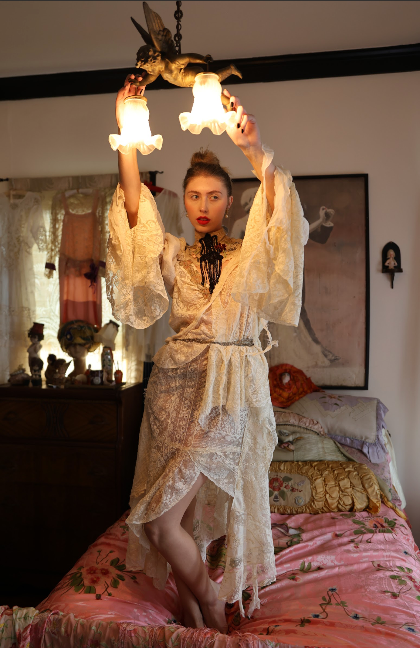 Take Me to the Heather Boudoir Queen Normandy Lace Dress Huge sleeve