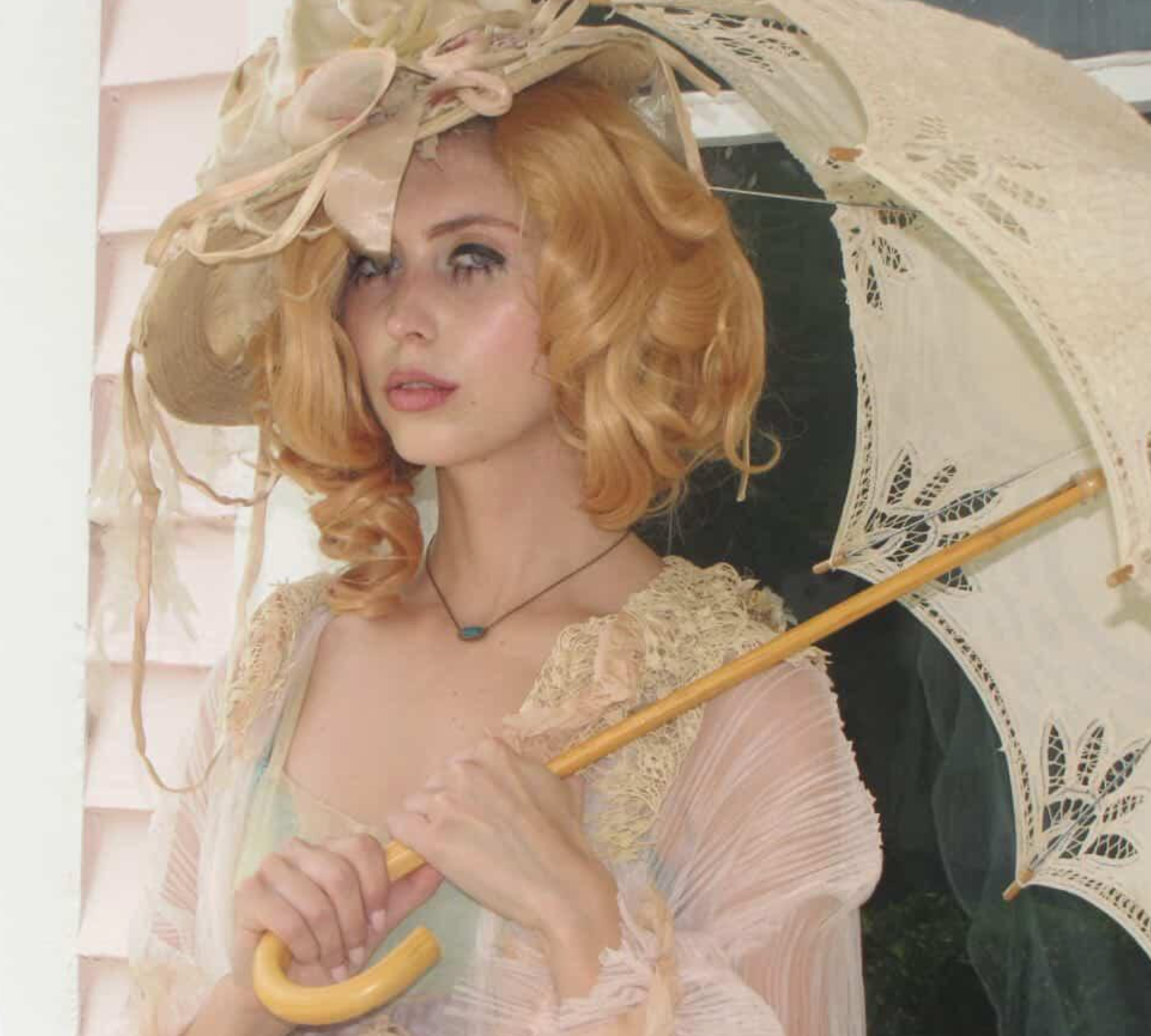 Rare 1920's Pale Pink Bonnet so Galliano!