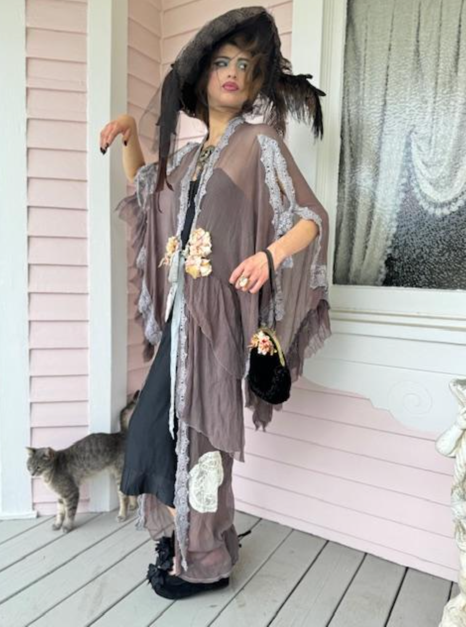 Morgiana Caftan Duster Boudoir Queen Original Open Shoulder Ties at Arm