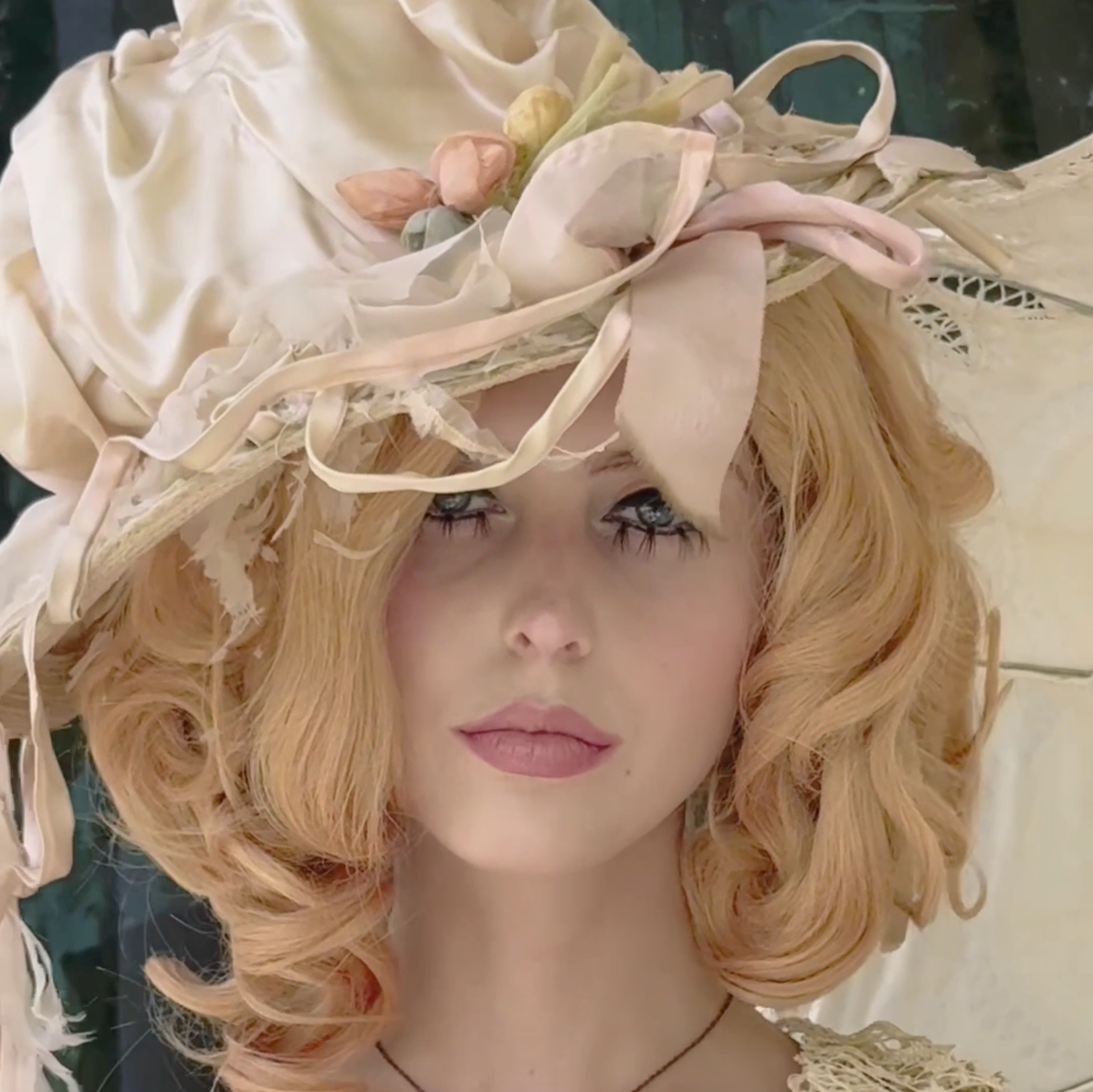 Rare 1920's Pale Pink Bonnet so Galliano!