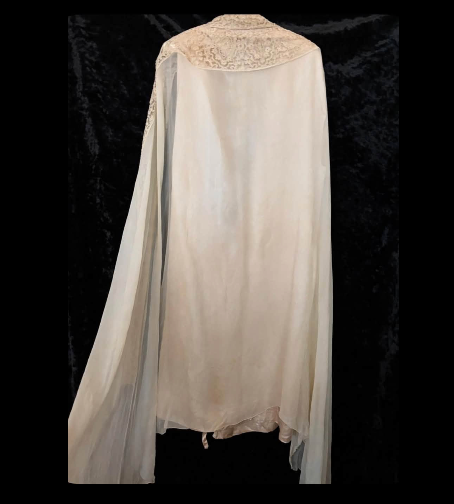Silk chiffon Cape Peignoir / Angel-Wing Robe M Color Butter