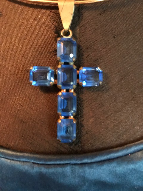 Duchess of Windsor's Style Blue Crystal Cross Copy